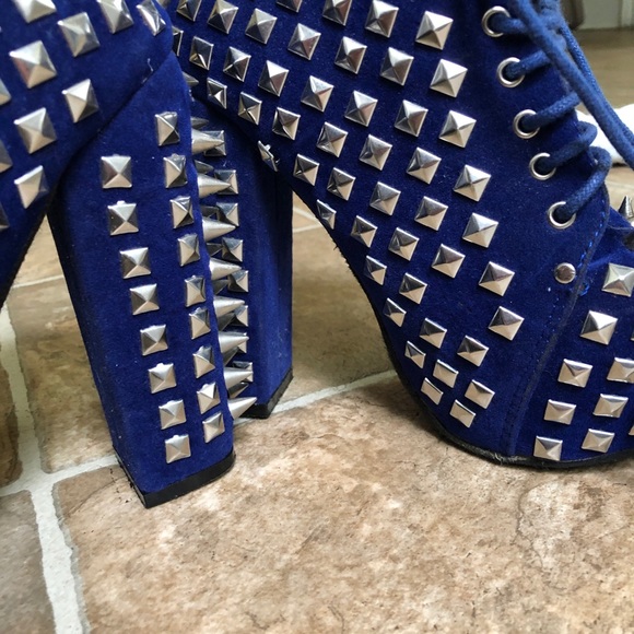 🆕 Vintage Brand Spiked Blue Heels - Picture 4 of 7
